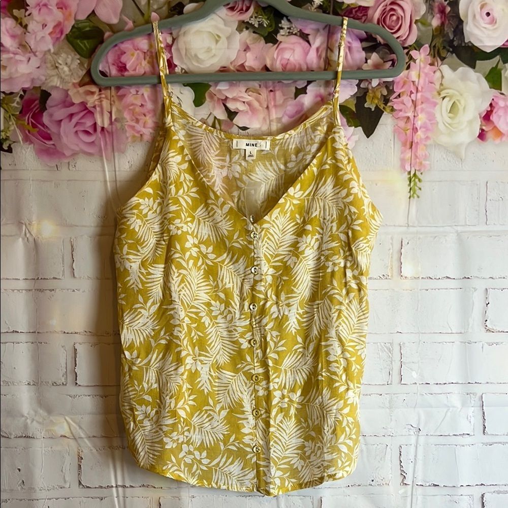 MINE SIZE L Yellow Floral Adjustable Spaghetti Strap BUTTON V NECK Top nwot